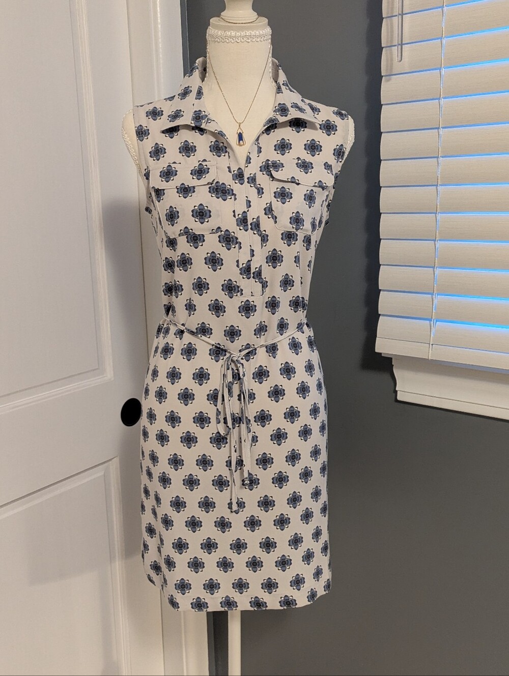 LOFT Light Gray Sleeveless Shirtdress with Blue Floral Motif